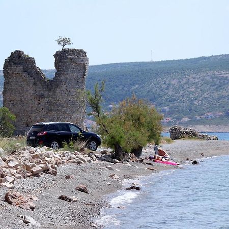 Apartments With A Parking Space Starigrad, Paklenica - 6618 Exterior foto