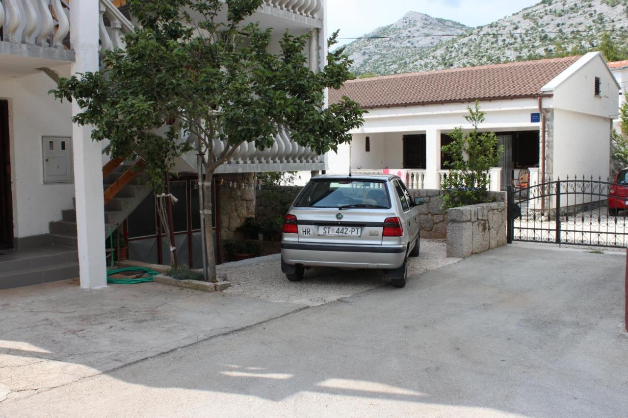 Apartments With A Parking Space Starigrad, Paklenica - 6618 Exterior foto